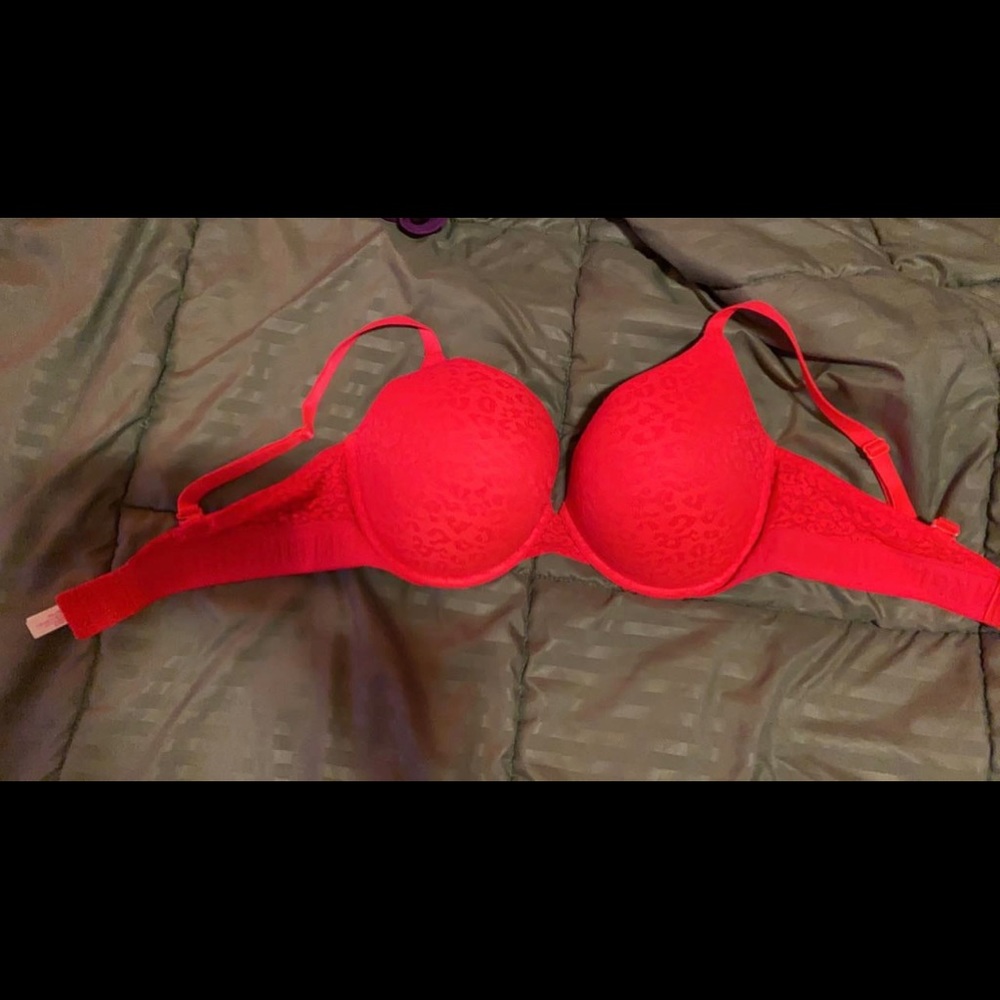 Victoria Secret push up bra